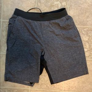 Lululemon shorts medium